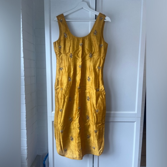 Nikasha sharara set, size M - Picture 5 of 11